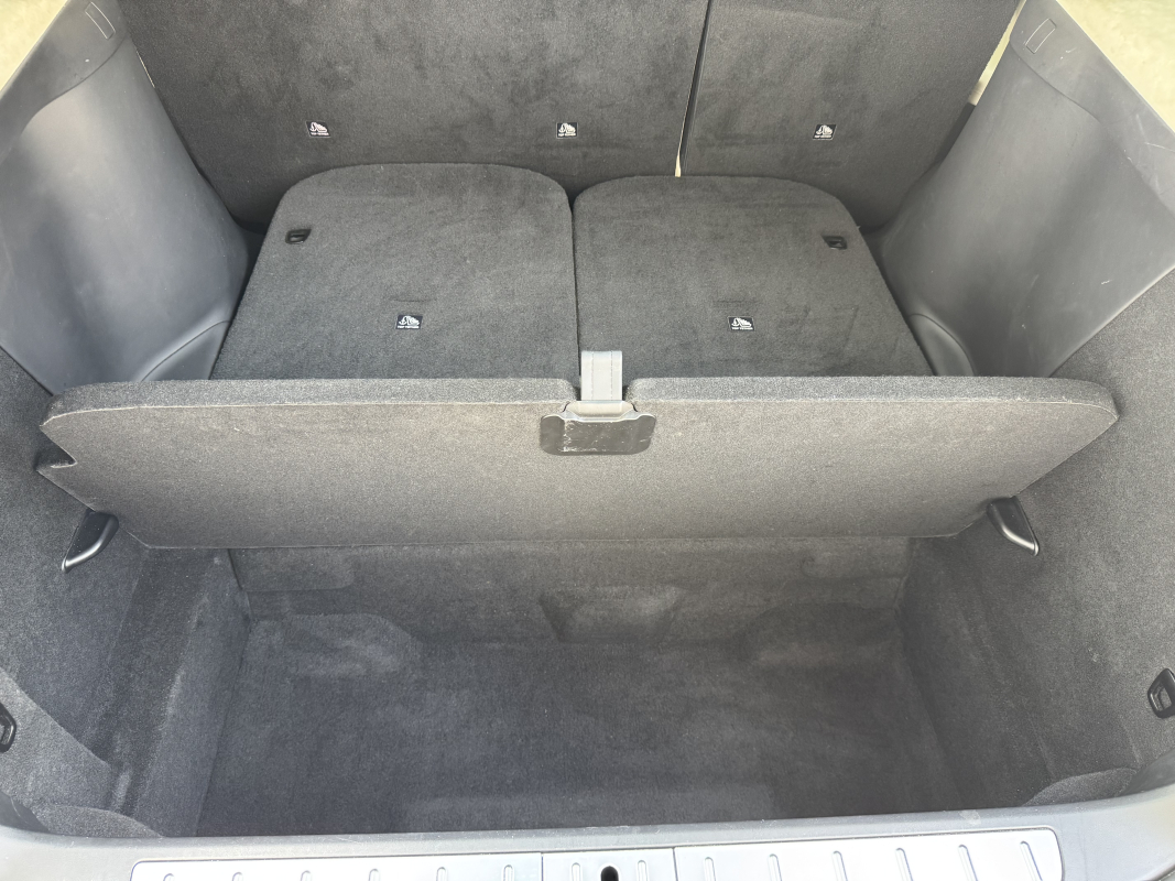 Tesla Model X — 19