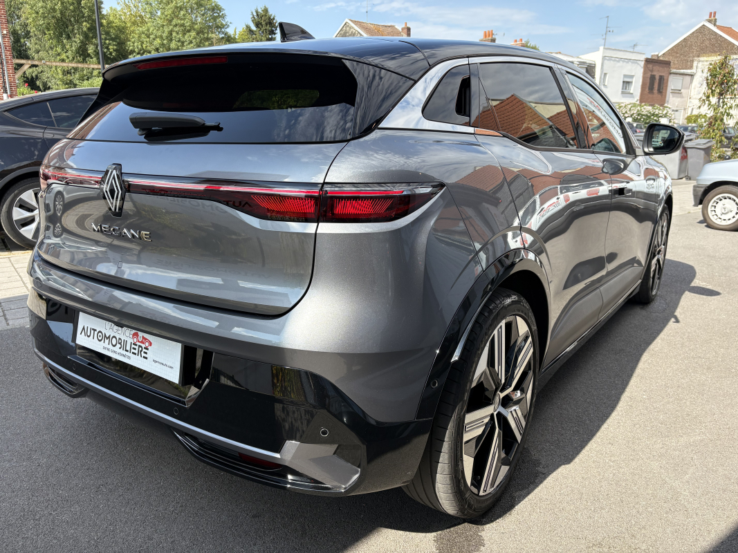 Renault Megane — 6