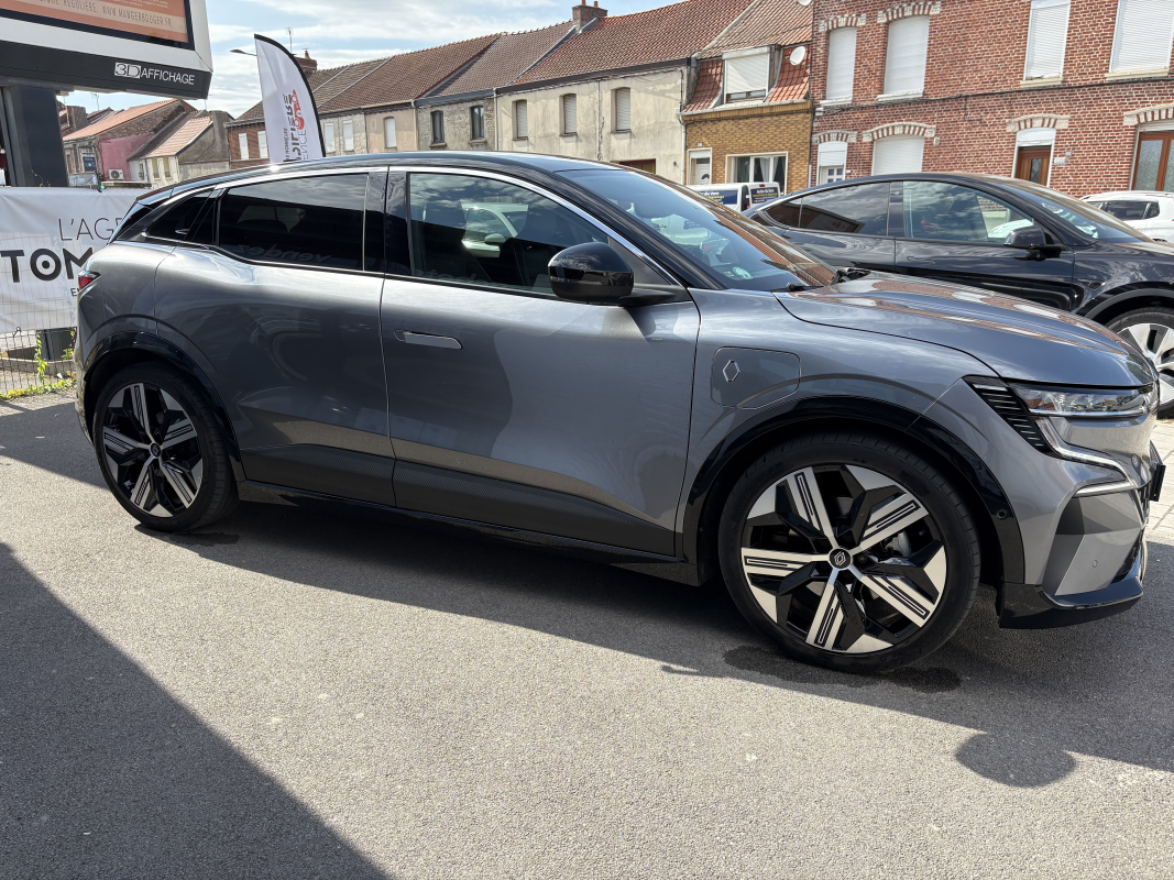 Renault Megane — 7