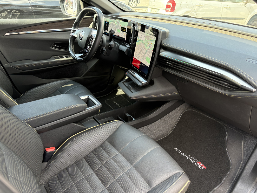 Renault Megane — 11