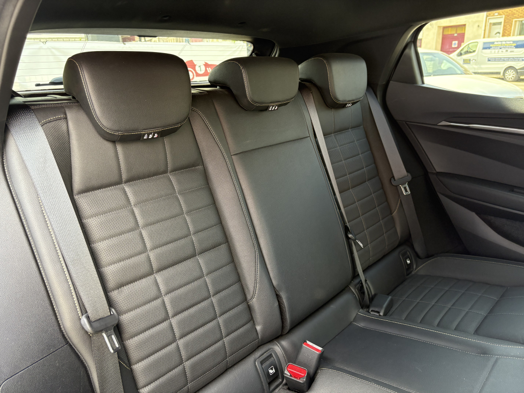 Renault Megane — 24