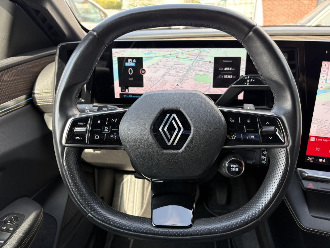 Renault Megane — 14