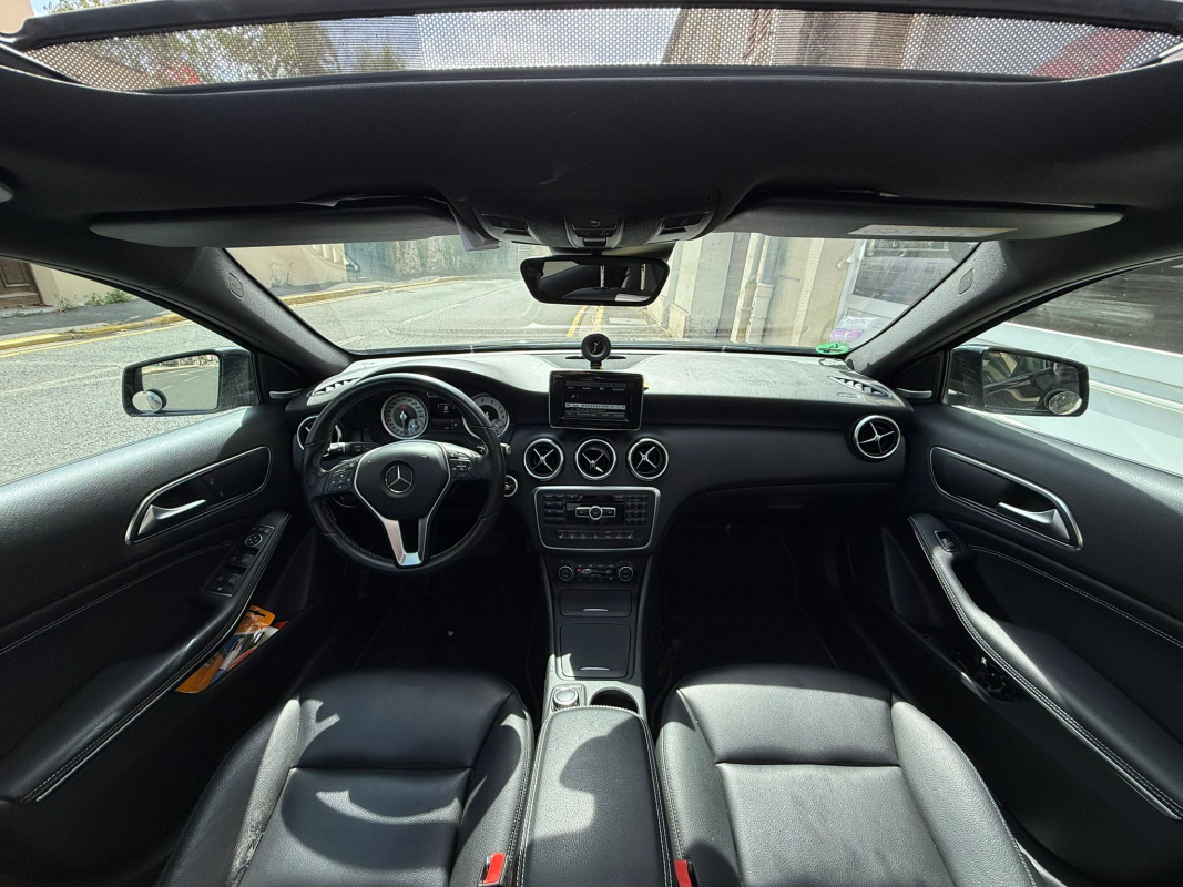 Mercedes Classe A — 18