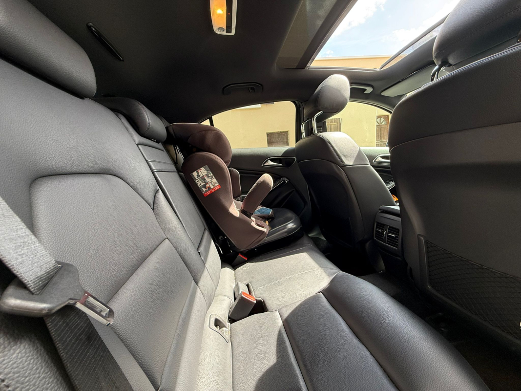 Mercedes Classe A — 24