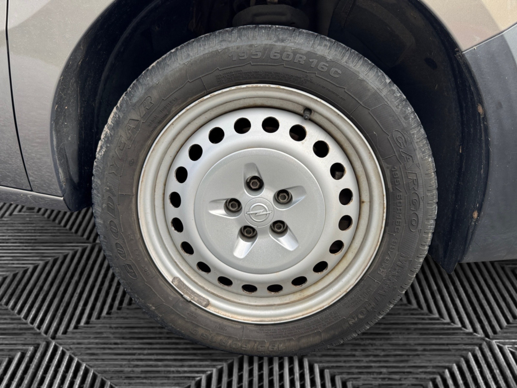 Opel Combo Life — 9