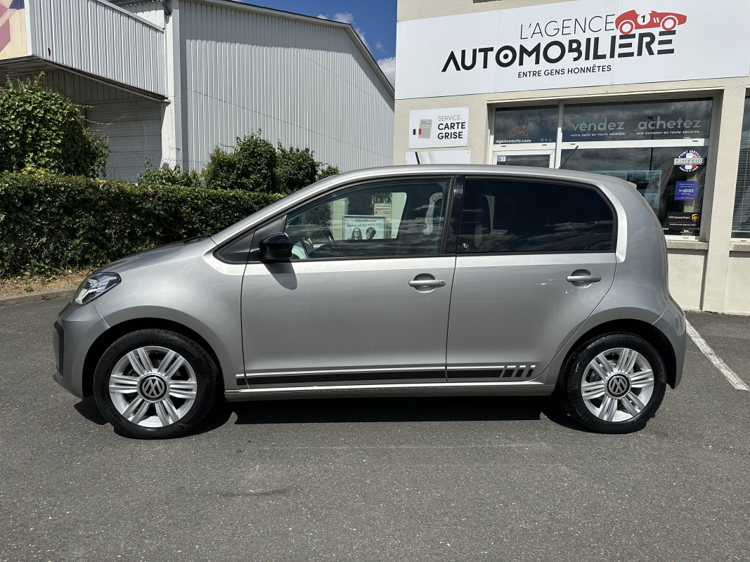 Volkswagen UP — 2