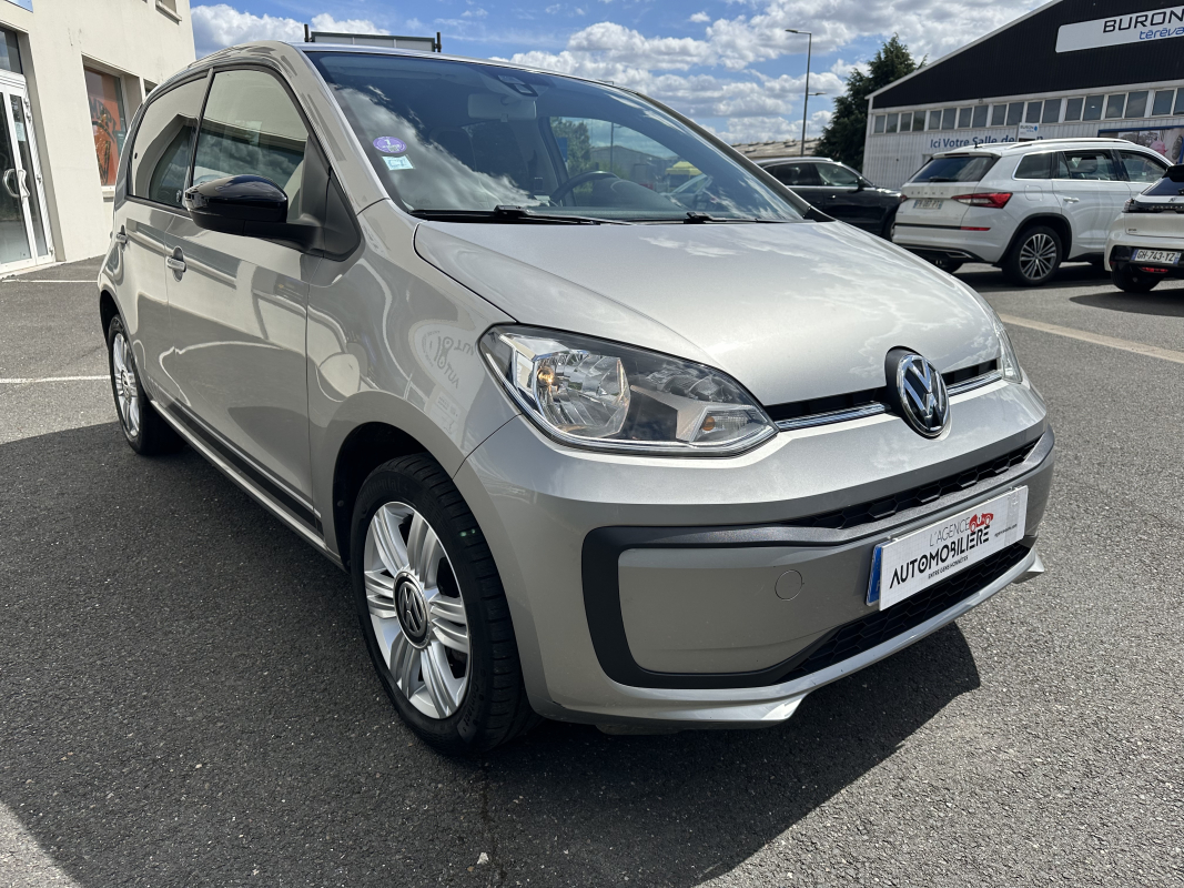 Volkswagen UP — 7