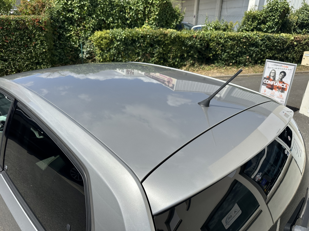 Volkswagen UP — 38