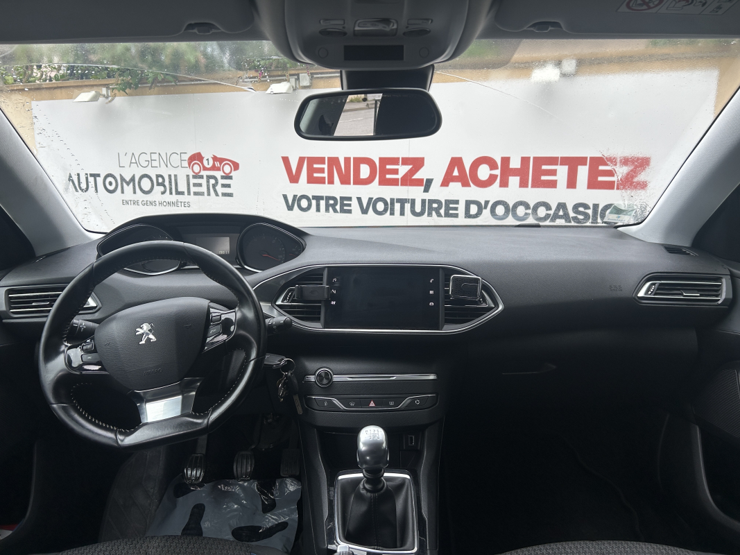 Peugeot 308 SW — 8