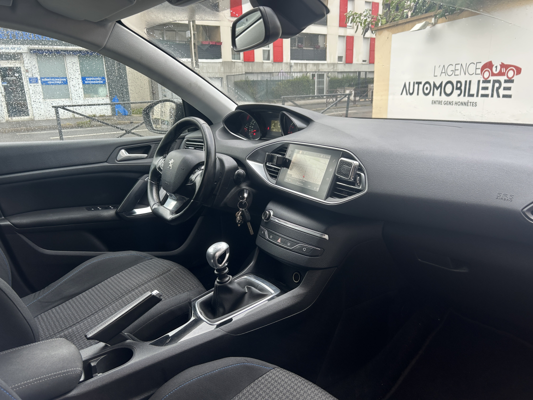 Peugeot 308 SW — 11