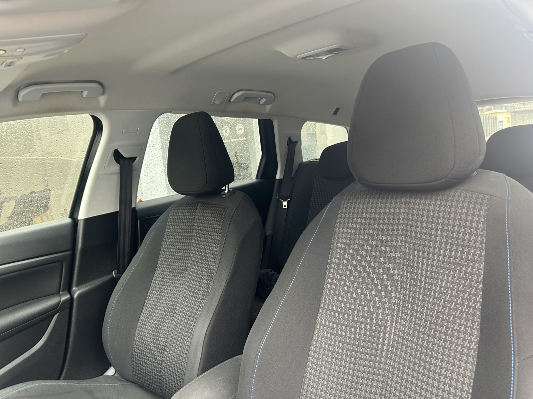 Peugeot 308 SW — 12