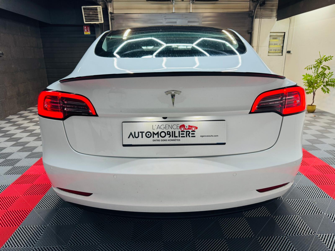 Tesla Model 3 — 6