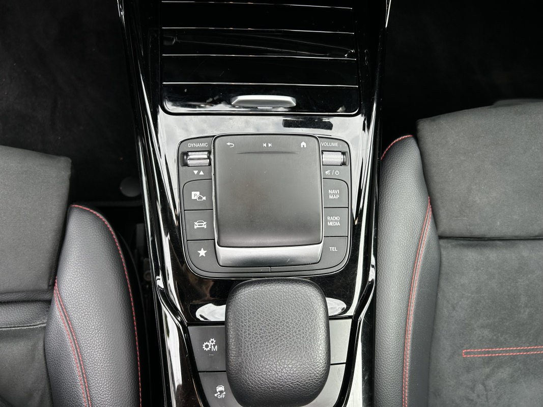 Mercedes Classe A — 19