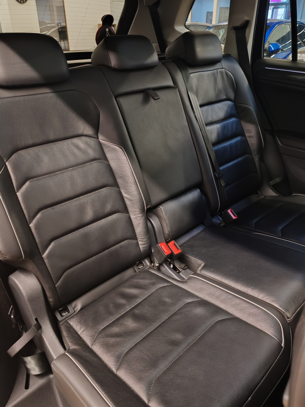 Volkswagen Tiguan Allspace — 16