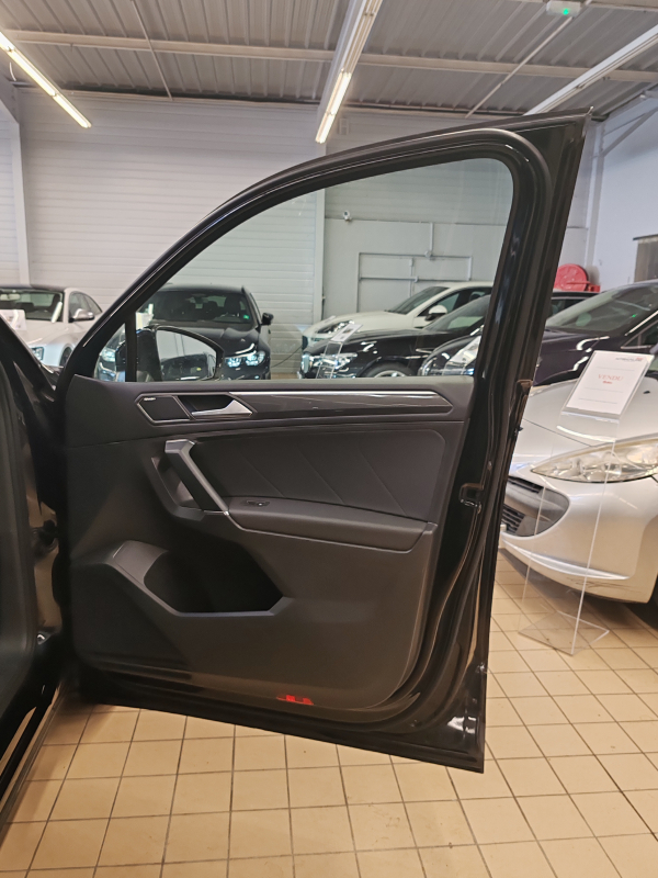 Volkswagen Tiguan Allspace — 24