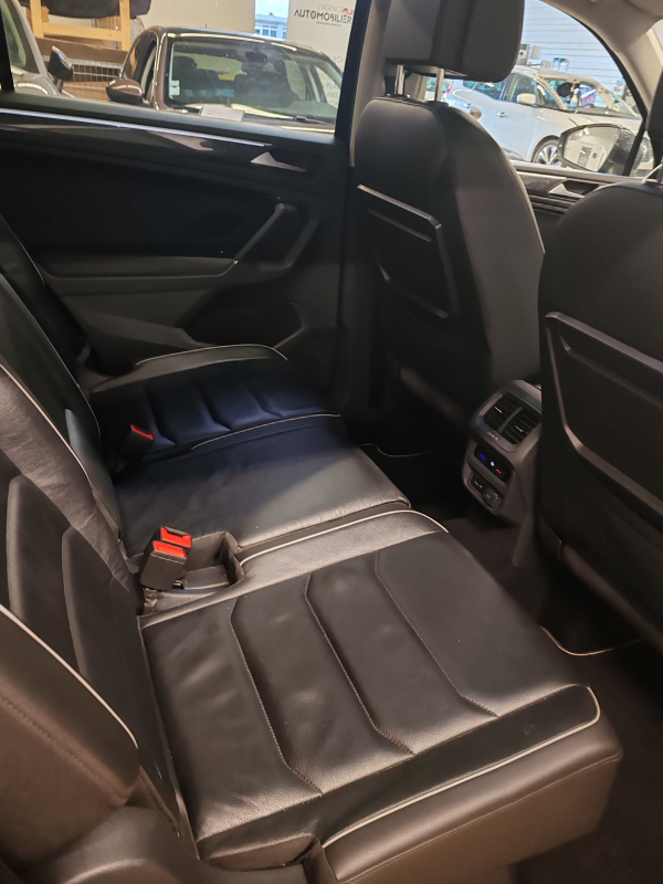 Volkswagen Tiguan Allspace — 15