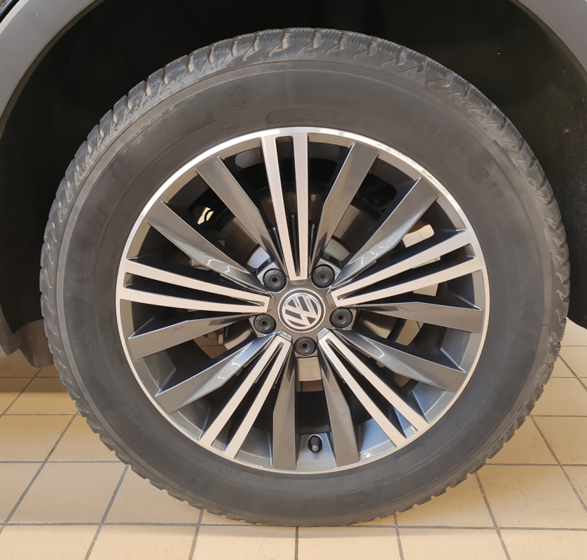 Volkswagen Tiguan Allspace — 31