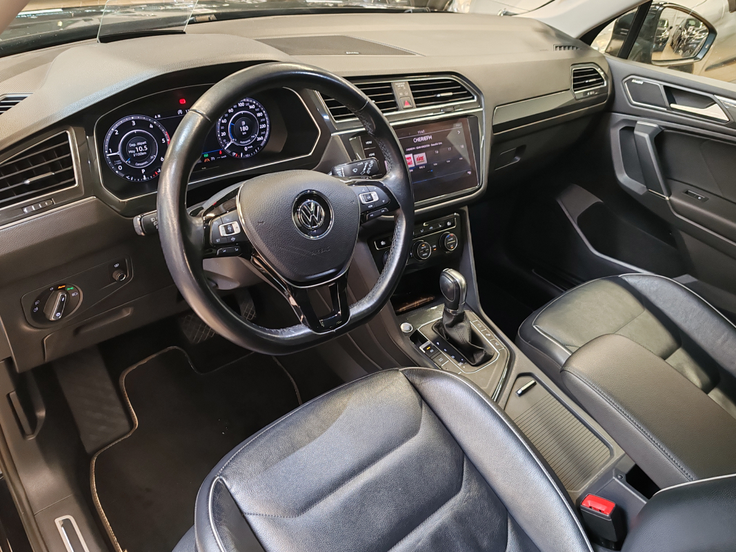 Volkswagen Tiguan Allspace — 10