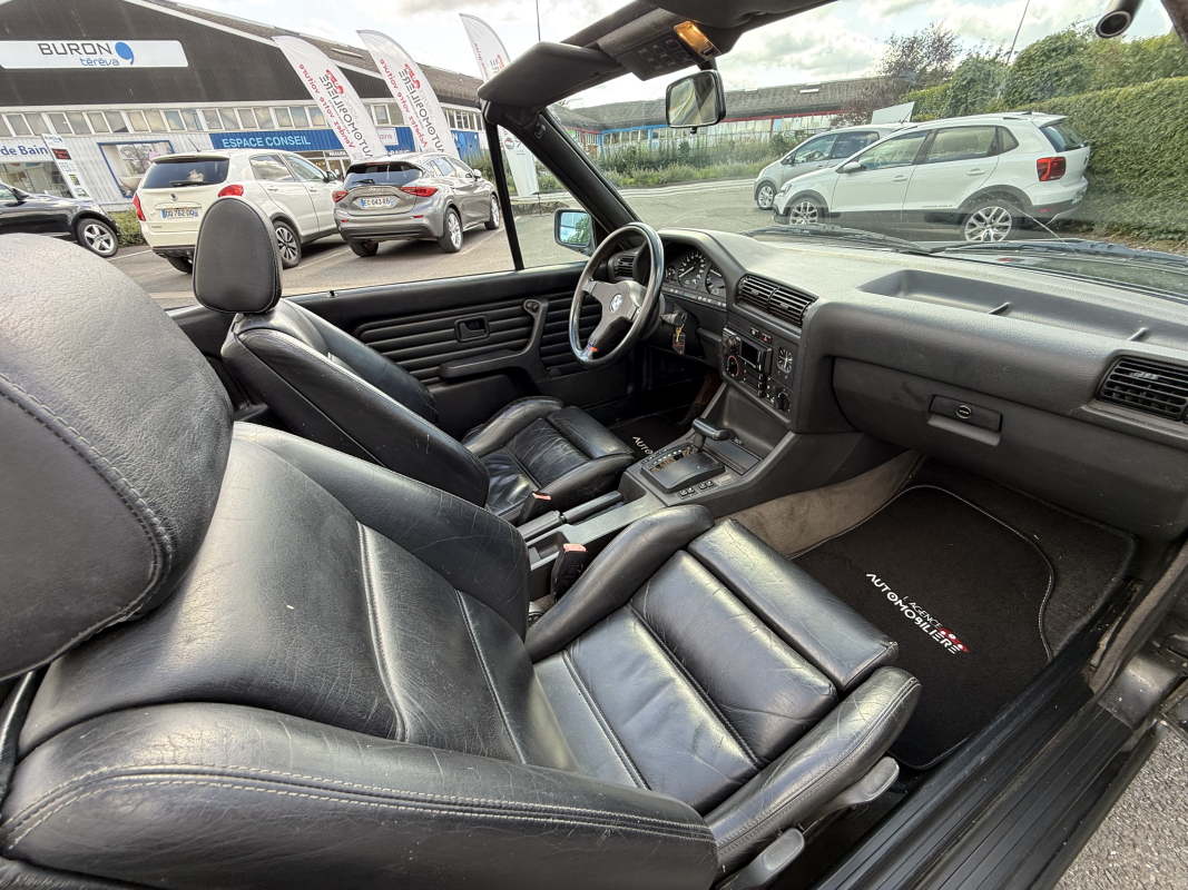 Bmw Série 3 Cabriolet — 11