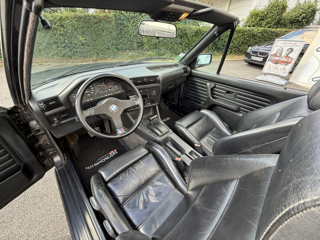 Bmw Série 3 Cabriolet — 9