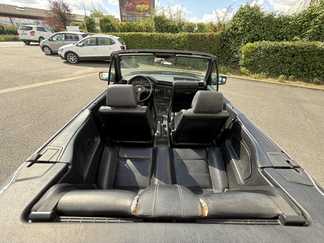Bmw Série 3 Cabriolet — 16