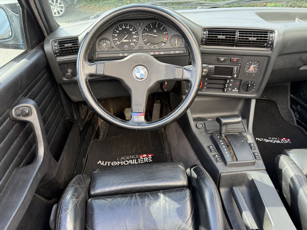Bmw Série 3 Cabriolet — 21