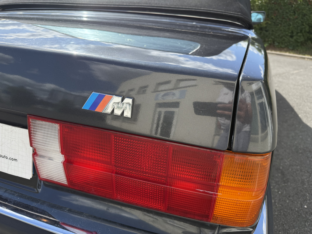 Bmw Série 3 Cabriolet — 40