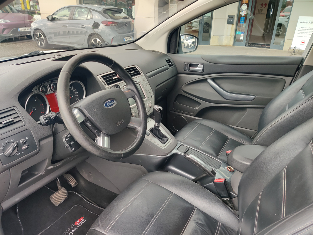 Ford Kuga — 25