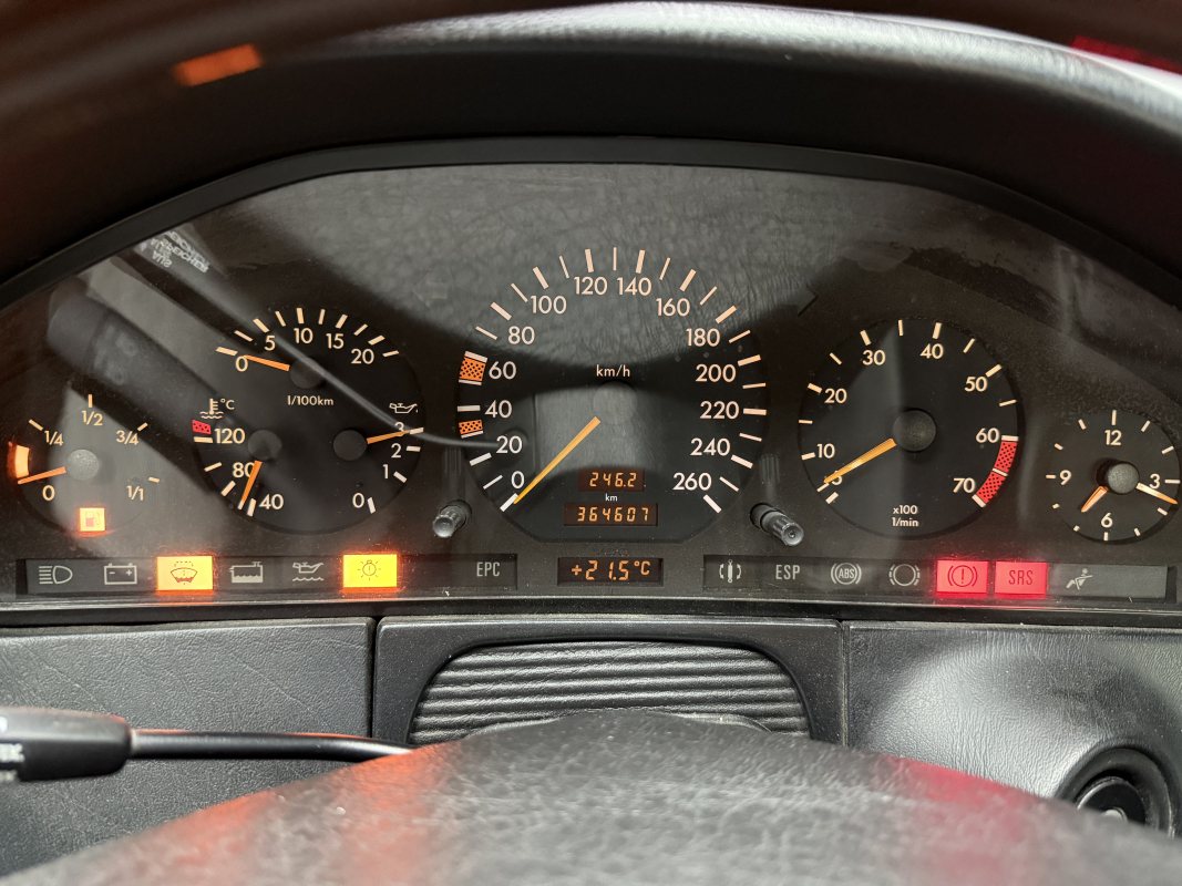 Mercedes CL — 12