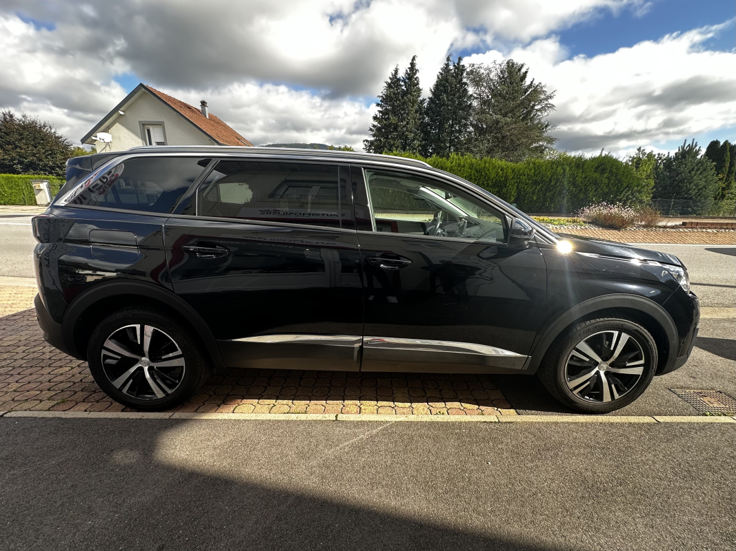 Peugeot 5008 — 4