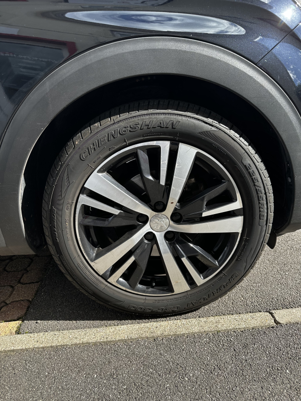 Peugeot 5008 — 9