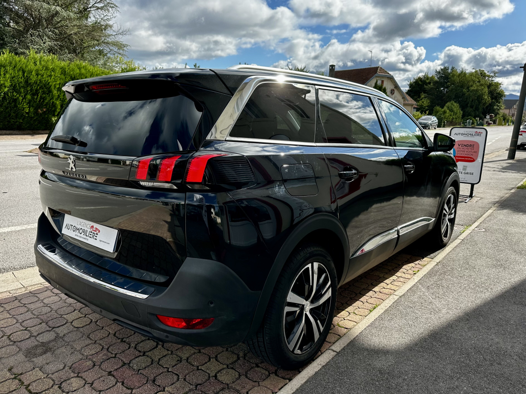 Peugeot 5008 — 5