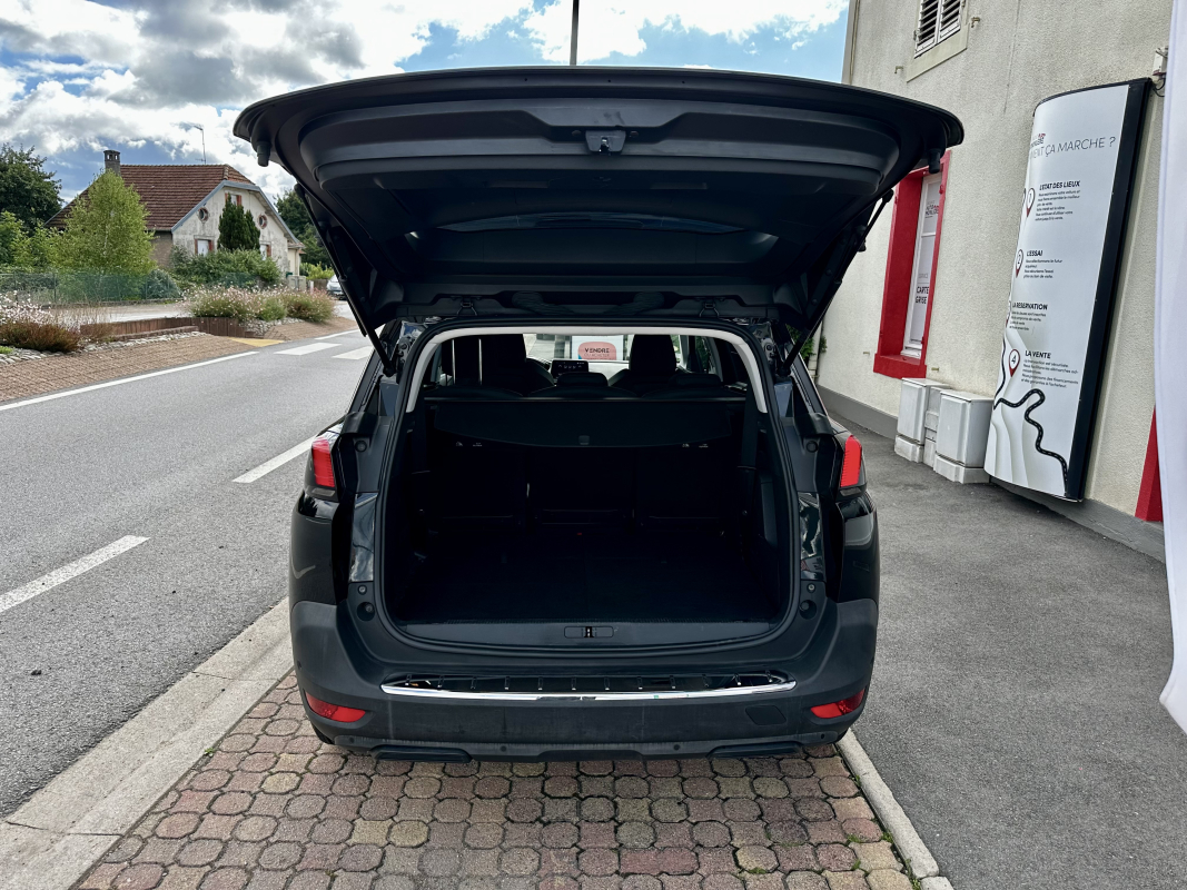 Peugeot 5008 — 22
