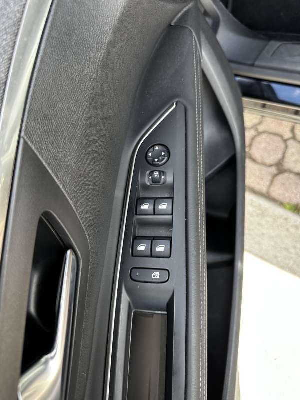 Peugeot 5008 — 38