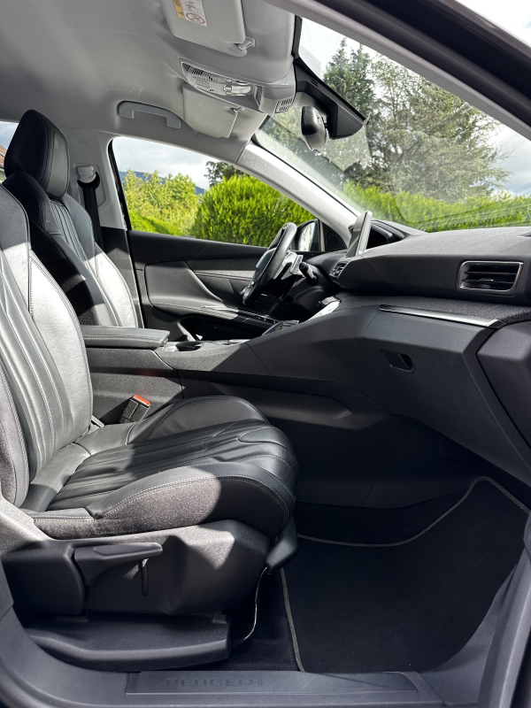 Peugeot 5008 — 16