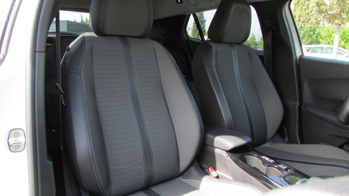 Peugeot 2008 — 10