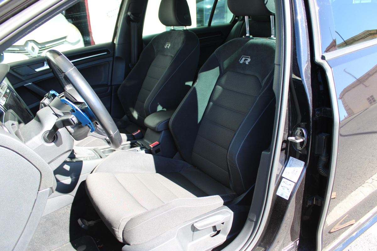 Volkswagen Golf — 11