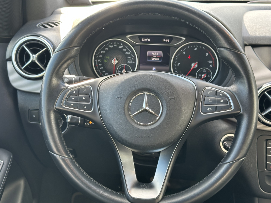 Mercedes Classe B — 21