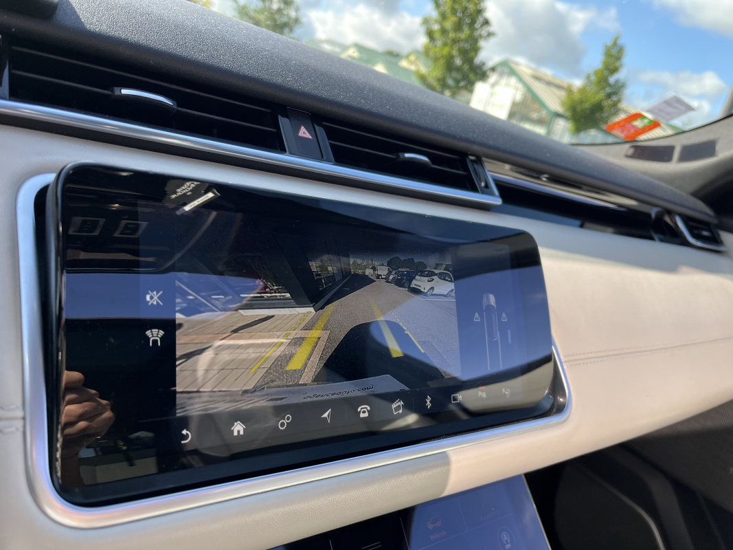 Land Rover Range Rover Velar — 12