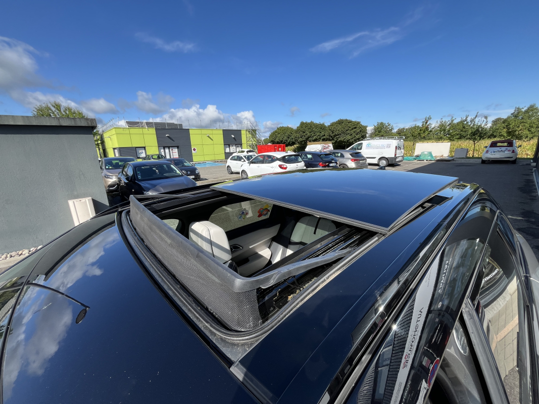 Land Rover Range Rover Velar — 28