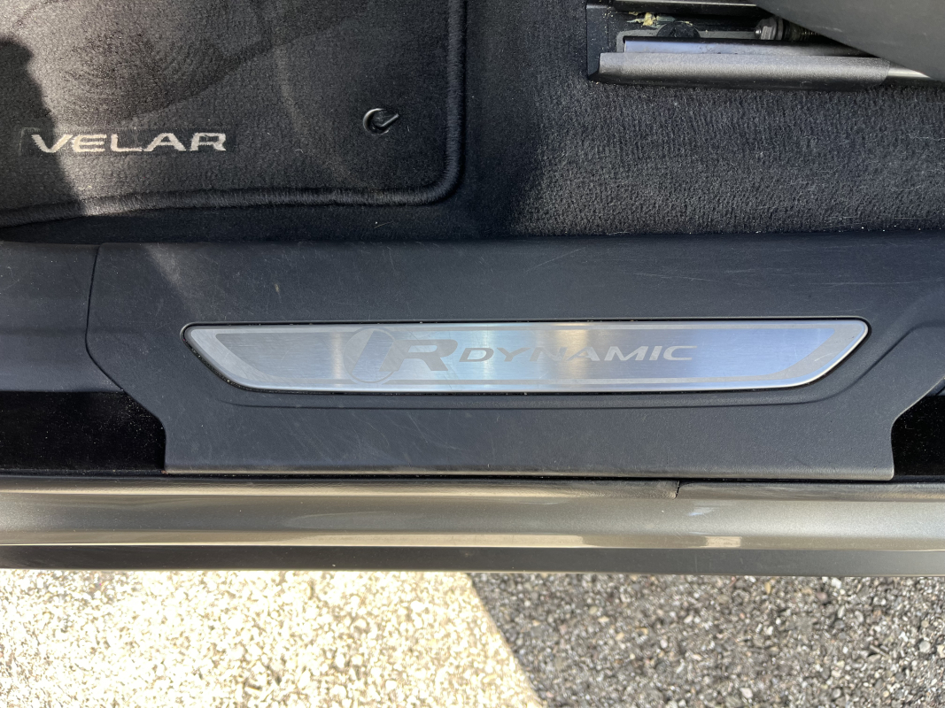 Land Rover Range Rover Velar — 25