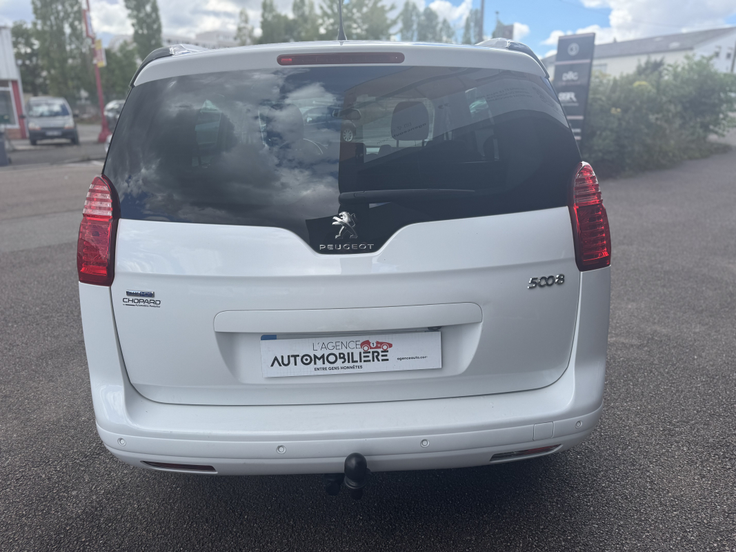 Peugeot 5008 — 11