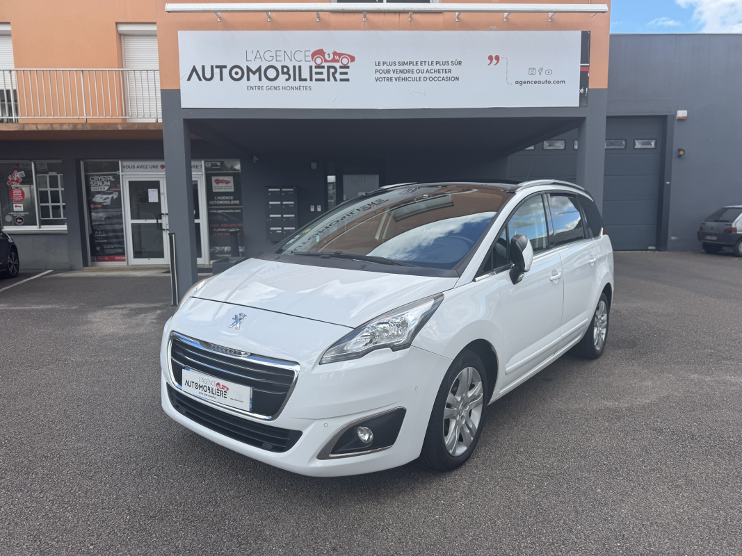 Peugeot 5008