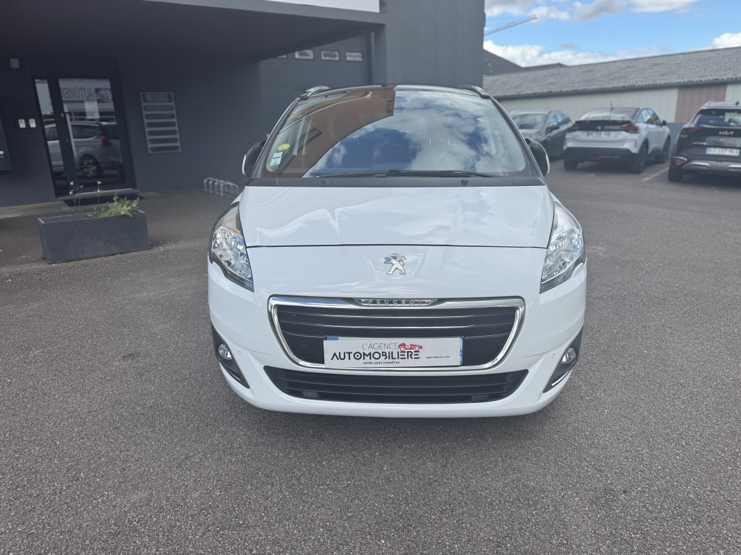 Peugeot 5008 — 10