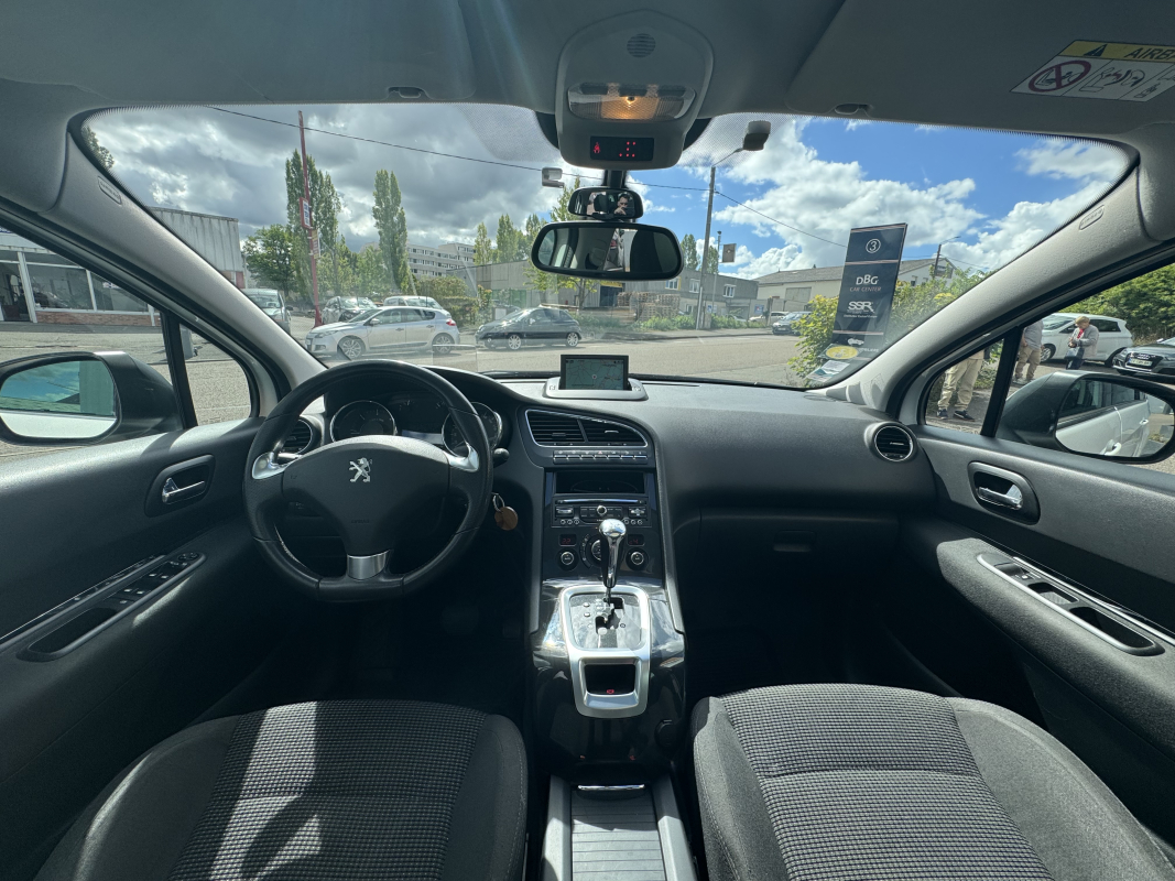 Peugeot 5008 — 5