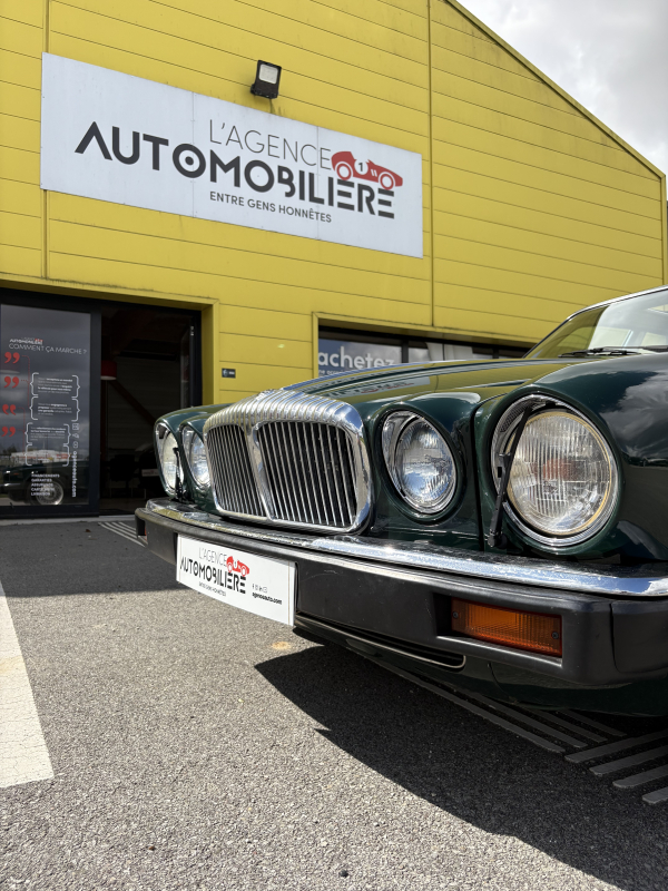 Jaguar Daimler — 22