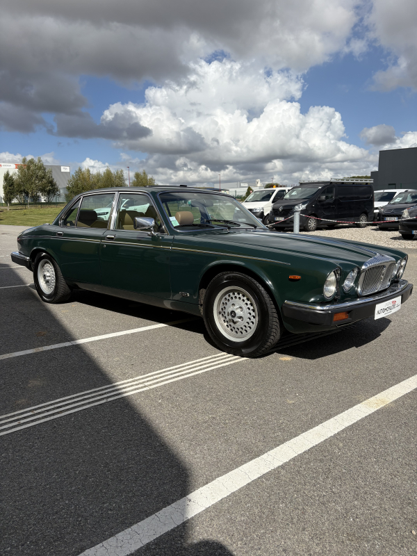 Jaguar Daimler — 4