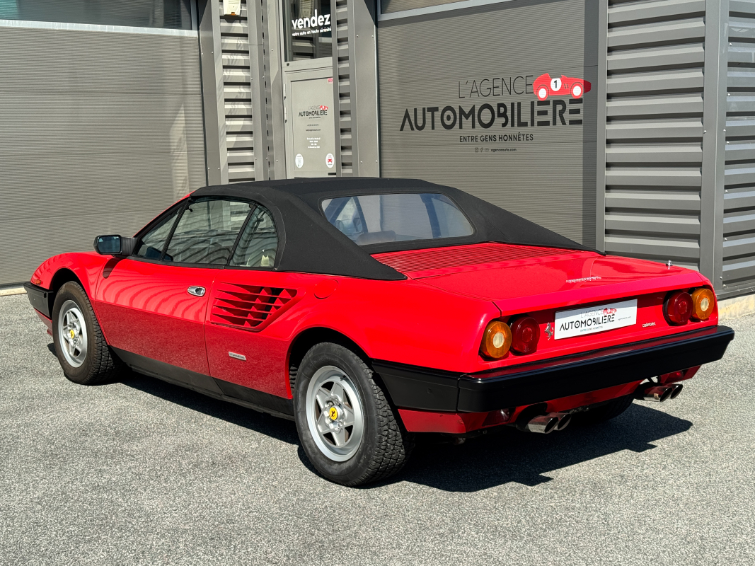 Ferrari Mondial — 33