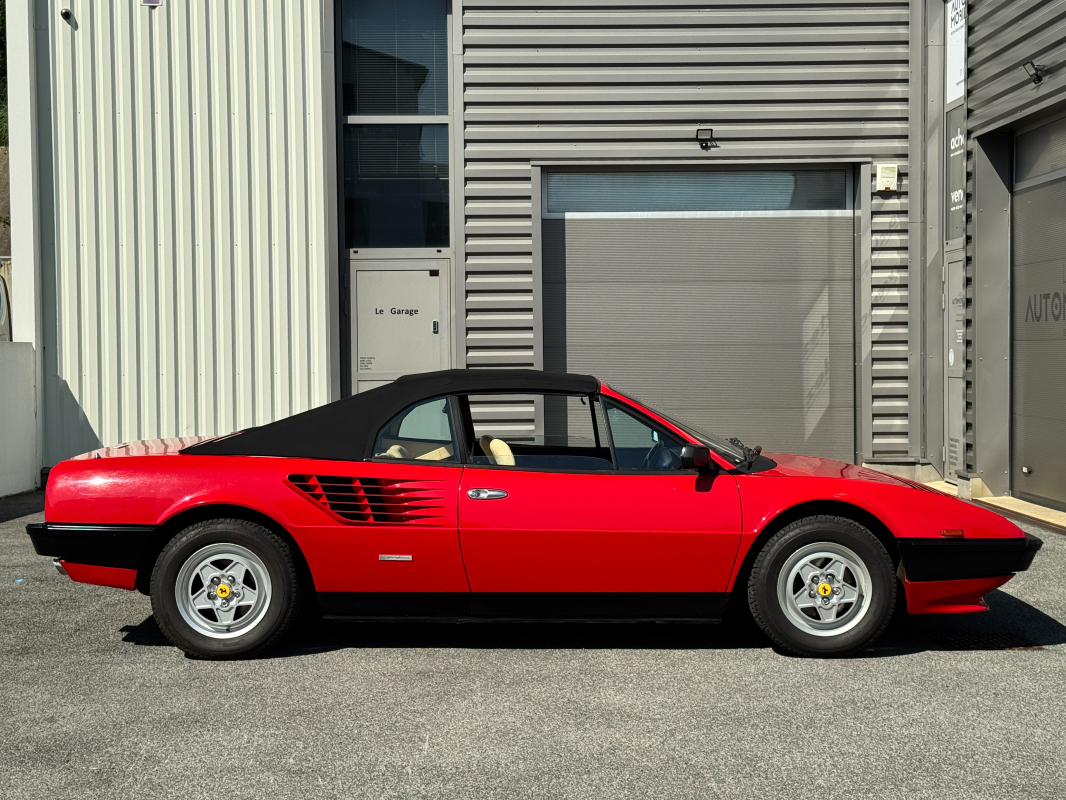 Ferrari Mondial — 6