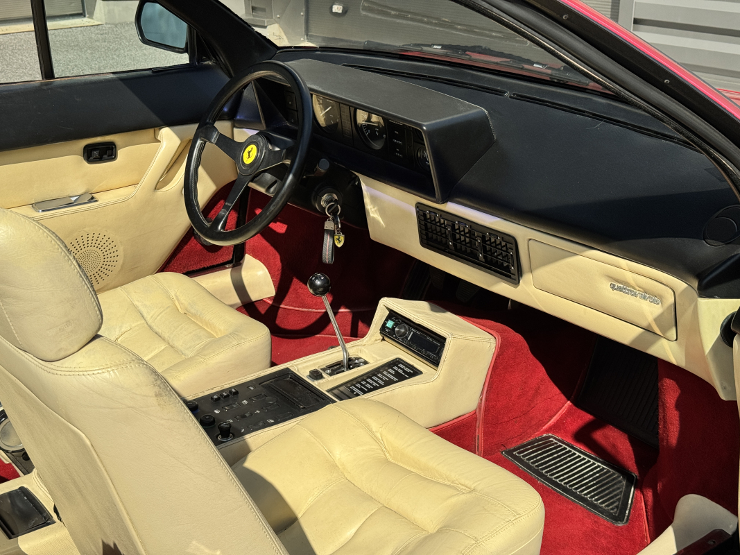 Ferrari Mondial — 15